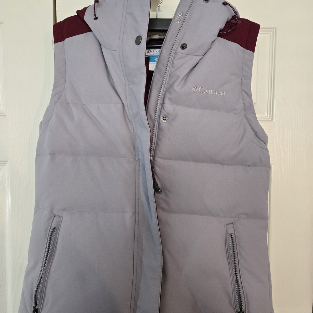 Columbia Puffer Vest in Light Lavender with Maroon Accents
